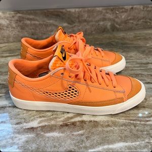 Custom Nike Blazer Low ‘77 Vintage 🧡